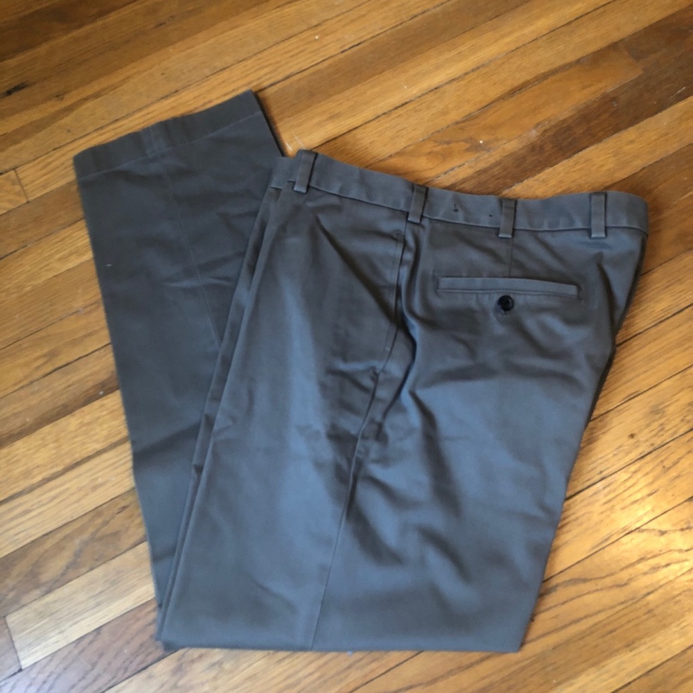 Brooks Brothers taupe chino Clark pants 36/32